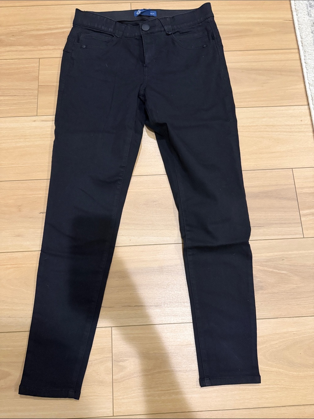 Democracy Black Skinny Jeans NWOT